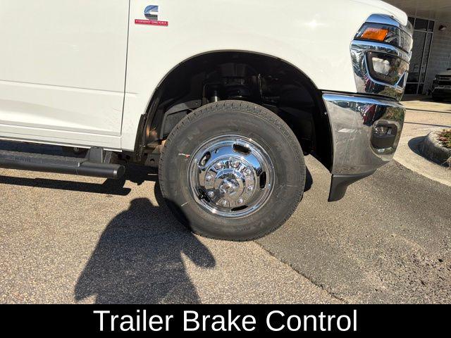 2026 Ram 3500 Tradesman/Big Horn