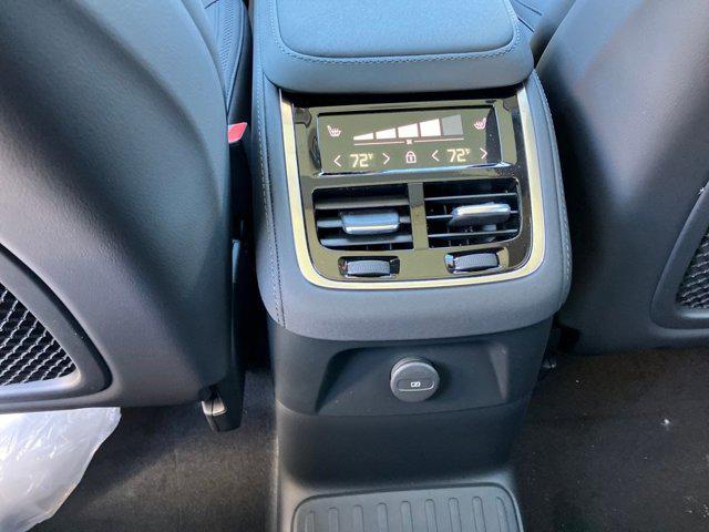 2026 Volvo XC90 Plug-In Hybrid Plus, T8 AWD, Electric/Gasoline, Bright, 7 Seats