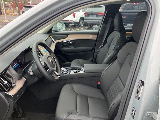 2026 Volvo XC90 Plus, B6 AWD Gas (mild hybrid), Gasoline, Bright, 7 Seats