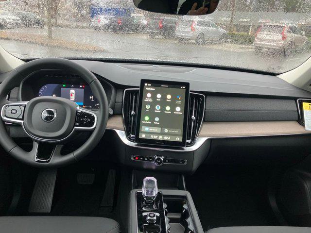 2026 Volvo XC90 Plus, B6 AWD Gas (mild hybrid), Gasoline, Bright, 7 Seats