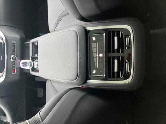 2026 Volvo XC90 Plus, B6 AWD Gas (mild hybrid), Gasoline, Bright, 7 Seats