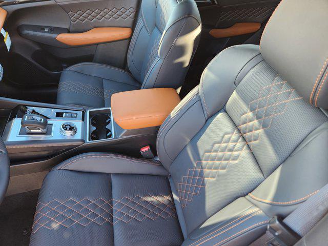 2025 Mitsubishi Outlander PHEV SEL S-AWC