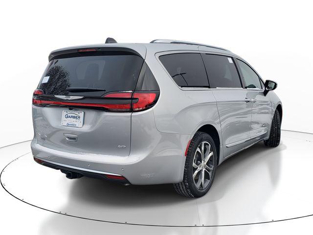 2026 Chrysler Pacifica Pinnacle AWD