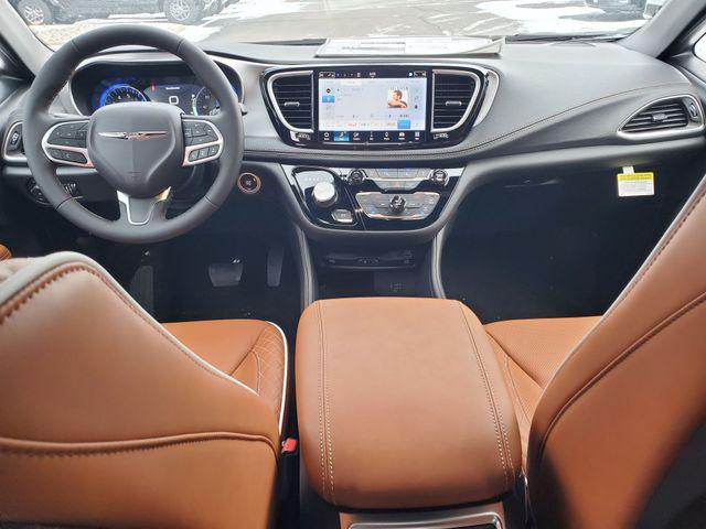 2026 Chrysler Pacifica Pinnacle AWD