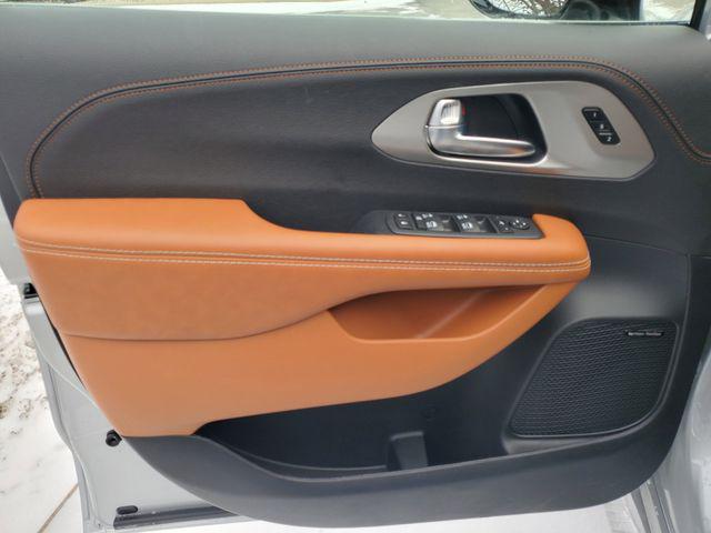 2026 Chrysler Pacifica Pinnacle AWD