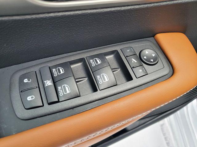2026 Chrysler Pacifica Pinnacle AWD