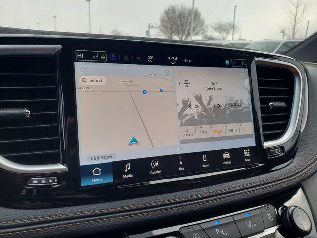 2026 Chrysler Pacifica Pinnacle AWD