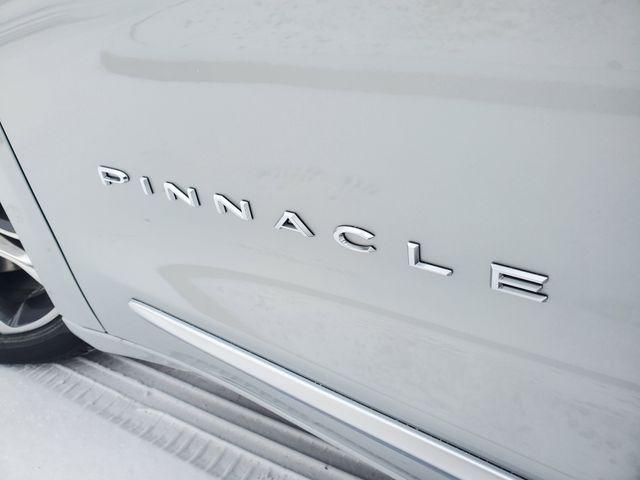 2026 Chrysler Pacifica Pinnacle AWD