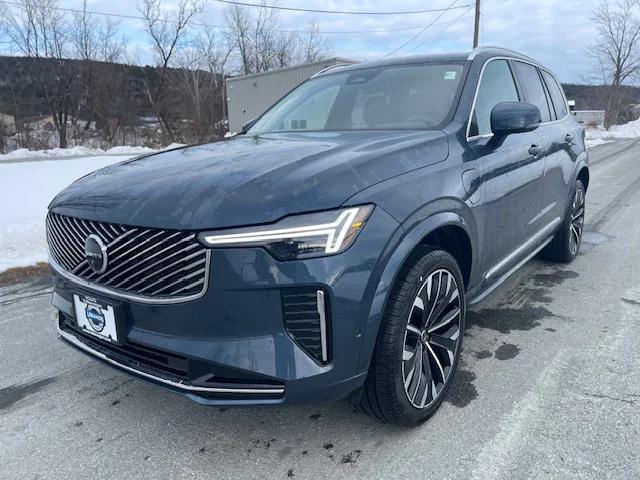 2026 Volvo XC90 Plug-In Hybrid Plus, T8 AWD, Electric/Gasoline, Bright, 6 Seats for sale in Lebanon, NH