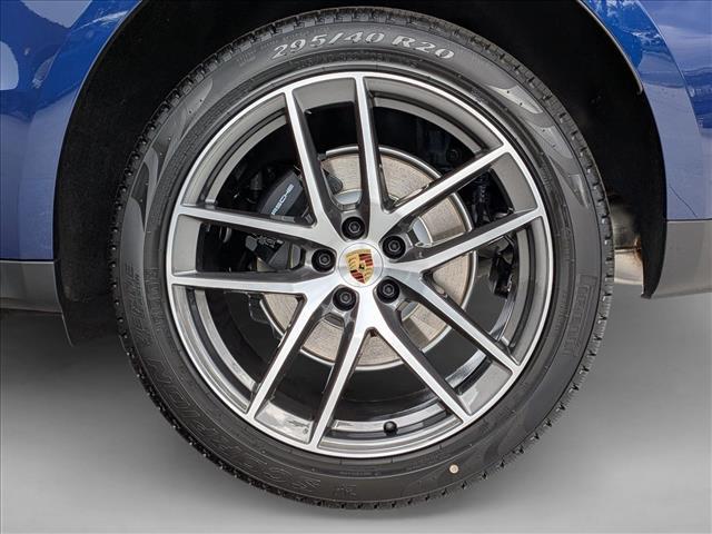 2026 Porsche Macan AWD