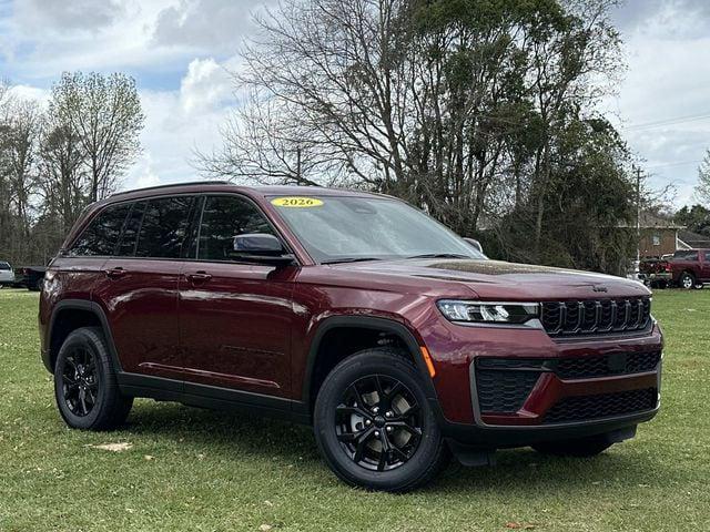 2026 Jeep Grand Cherokee GRAND CHEROKEE LAREDO ALTITUDE 4X4