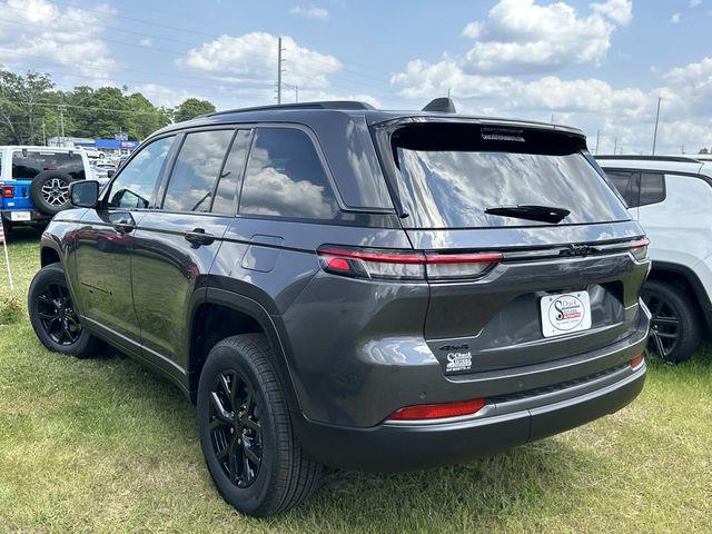 2026 Jeep Grand Cherokee Altitude 4x4