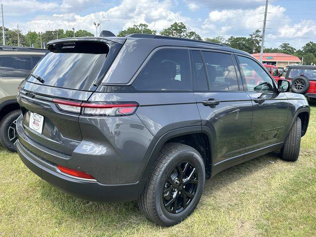 2026 Jeep Grand Cherokee Altitude 4x4