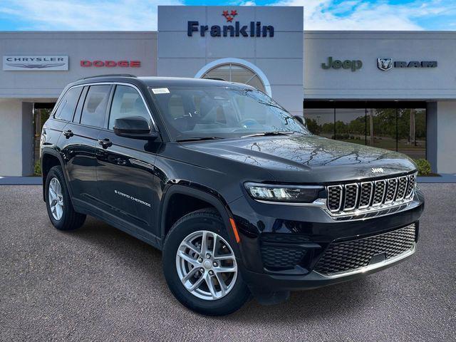 2026 Jeep Grand Cherokee GRAND CHEROKEE LAREDO X 4X4