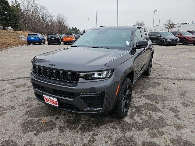 2026 Jeep Grand Cherokee Limited for sale in Urbandale, IA