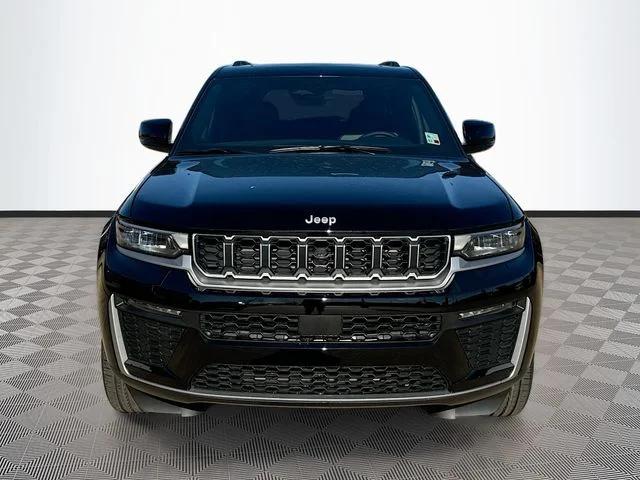 2026 Jeep Grand Cherokee GRAND CHEROKEE LIMITED 4X2 2026 Jeep Grand Cherokee GRAND CHEROKEE LIMITED 4X2