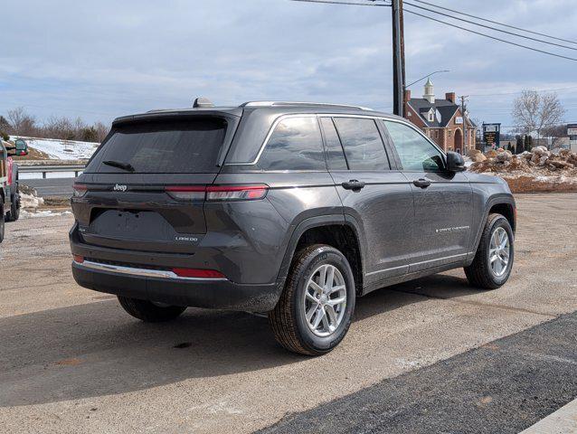 2026 Jeep Grand Cherokee GRAND CHEROKEE LAREDO X 4X4