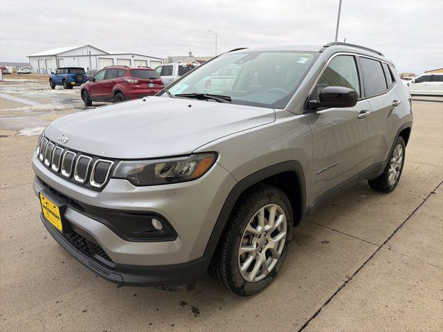2022 Jeep Compass Latitude Lux 4x4