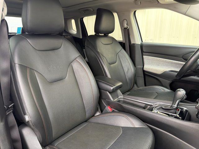 2022 Jeep Compass Latitude Lux 4x4