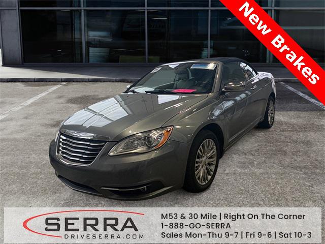 2011 Chrysler 200 Limited Convertible FWD