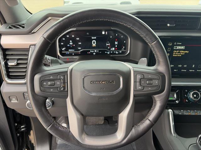 2023 GMC Sierra 1500 4WD Crew Cab Short Box Denali