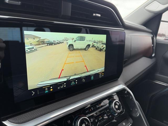2023 GMC Sierra 1500 4WD Crew Cab Short Box Denali