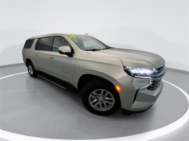 2023 Chevrolet Suburban 2WD LT