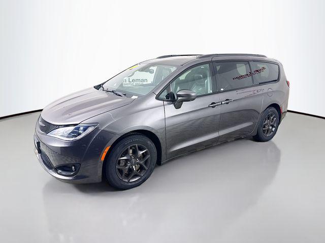 2018 Chrysler Pacifica Touring L Plus 2018 Chrysler Pacifica Touring L Plus
