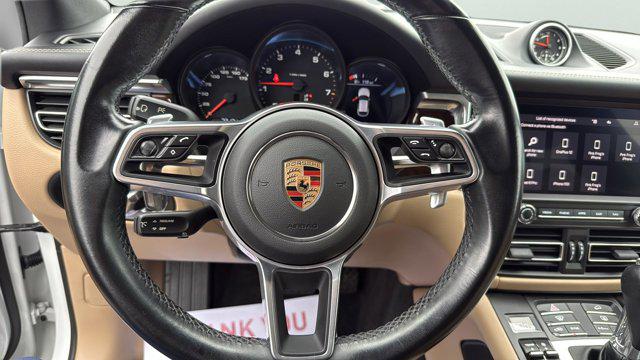 2020 Porsche Macan Base