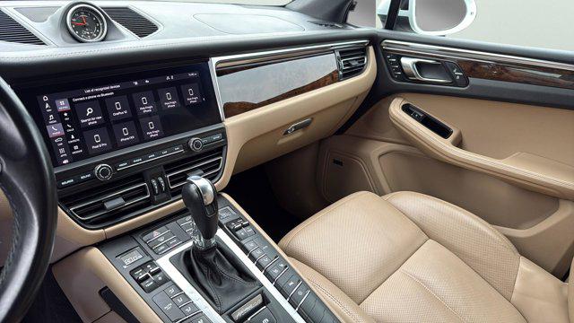 2020 Porsche Macan Base