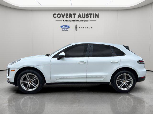 2020 Porsche Macan Base