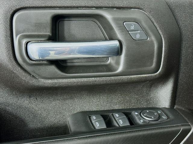 2022 Chevrolet Silverado 2500HD 4WD Crew Cab Standard Bed Custom
