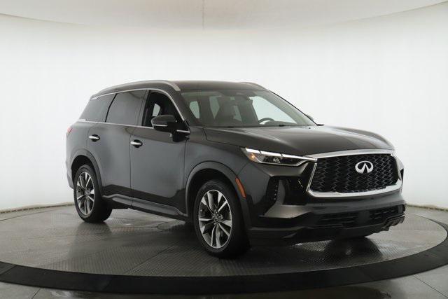 2023 INFINITI QX60 LUXE AWD