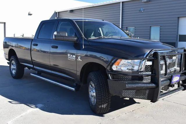2018 RAM 3500 Tradesman Crew Cab 4x4 8 Box