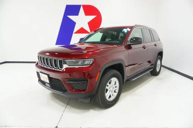 2025 Jeep Grand Cherokee GRAND CHEROKEE LAREDO 4X2 2025 Jeep Grand Cherokee GRAND CHEROKEE LAREDO 4X2
