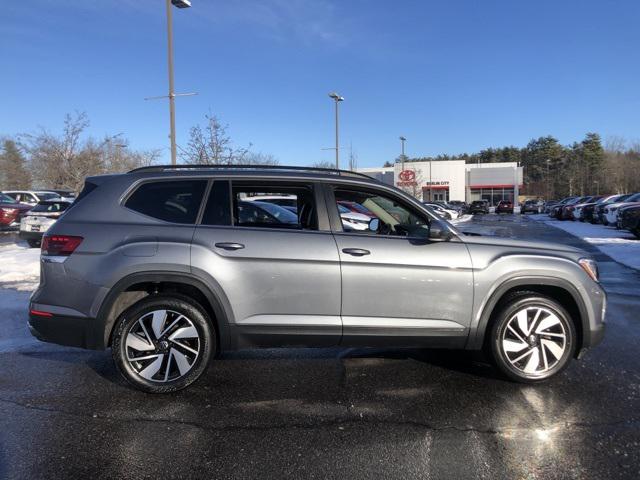 2025 Volkswagen Atlas 2.0T SE w/Technology