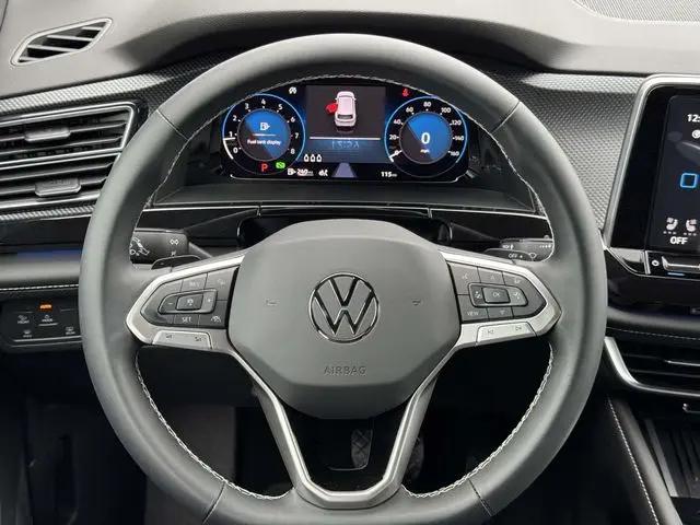 2025 Volkswagen Atlas Cross Sport 2.0T SEL
