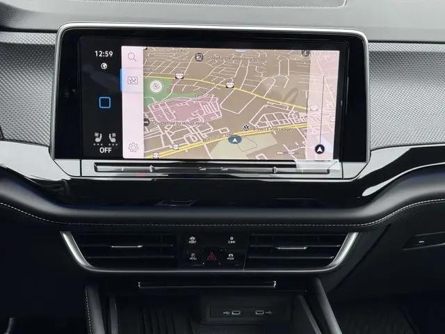 2025 Volkswagen Atlas Cross Sport 2.0T SEL