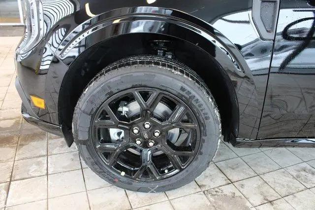 2026 Ford Maverick Lobo Standard
