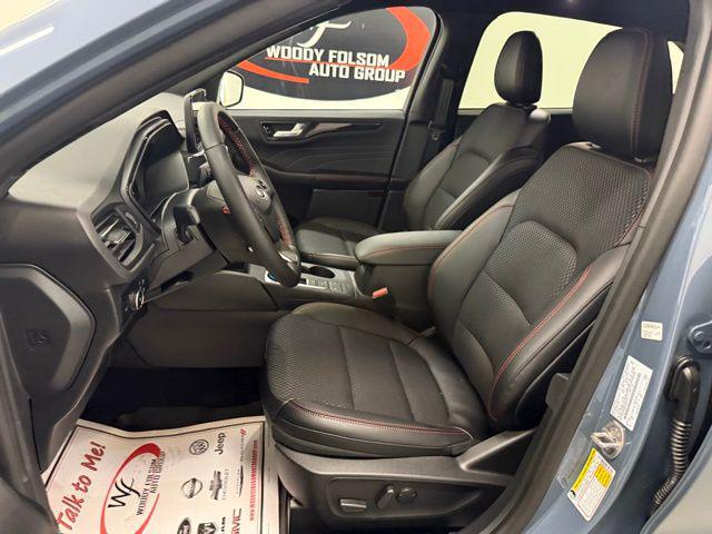 2026 Ford Escape ST-Line Select