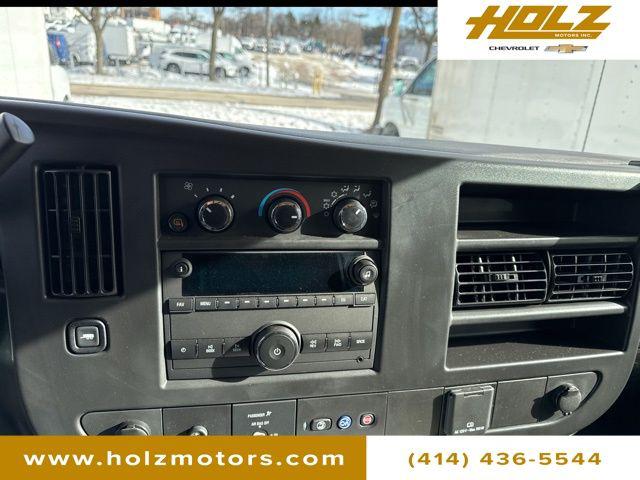 2025 GMC Savana Cutaway Work Van