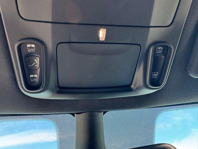 2026 Chrysler Pacifica Limited AWD