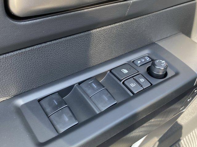 2026 Toyota Tundra Platinum CrewMax 5.5' Bed