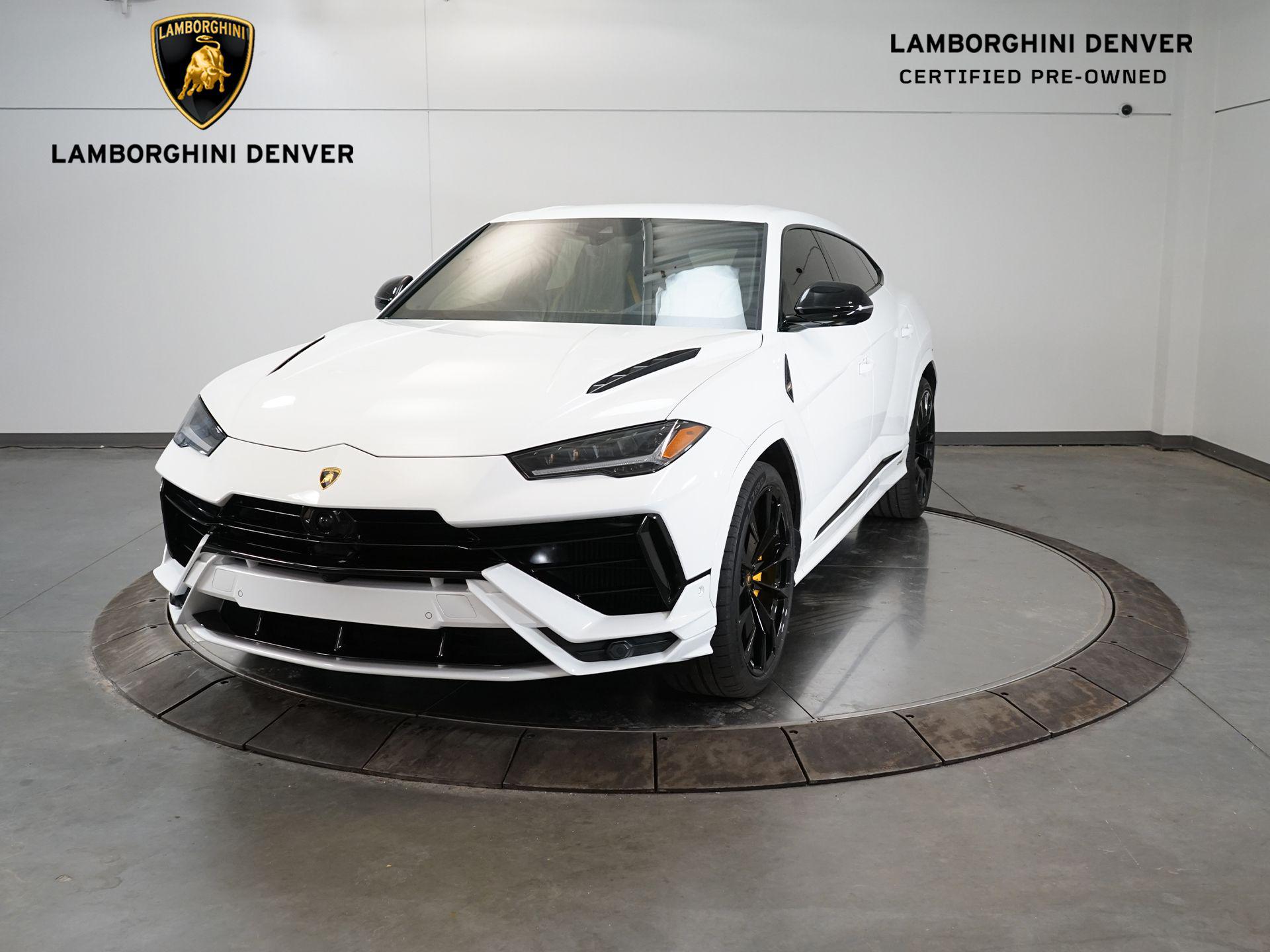 2024 Lamborghini Urus S's photo