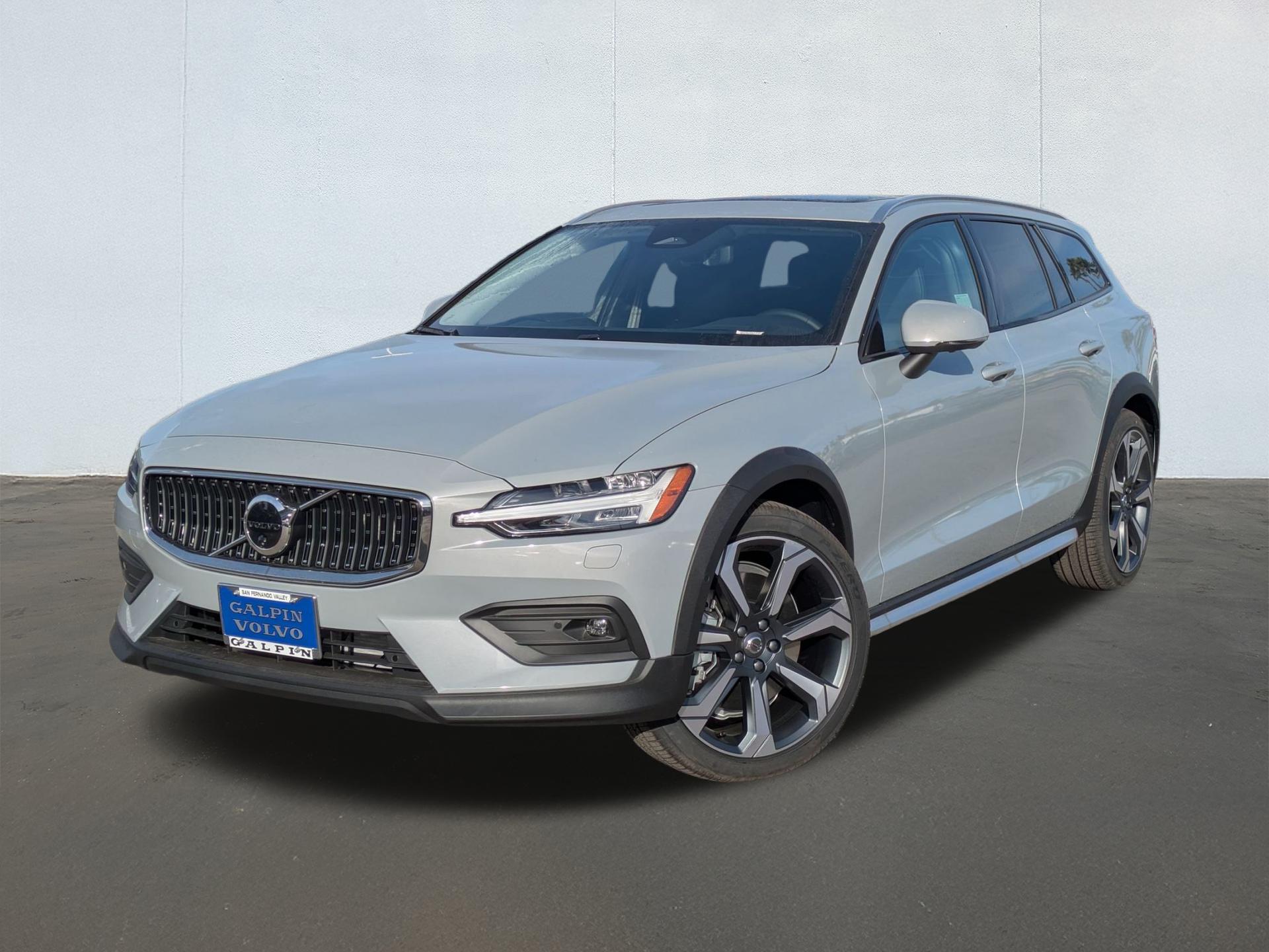 2026 Volvo V60 Cross Country B5 Ultra AWD
