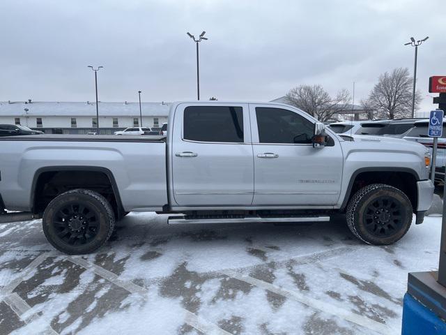 2019 GMC Sierra 2500HD Denali