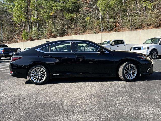 2020 Lexus ES 300h Ultra Luxury
