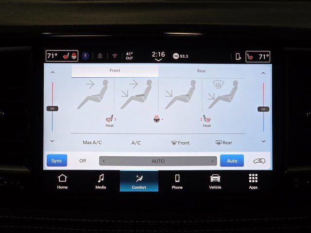 2026 Chrysler Pacifica Select AWD