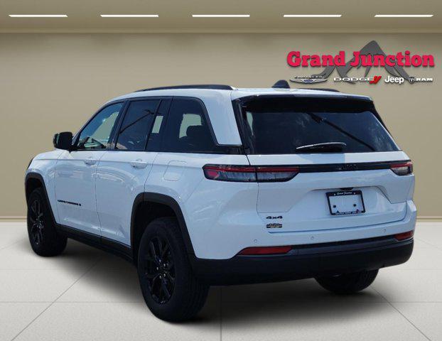 2026 Jeep Grand Cherokee Altitude 4x4