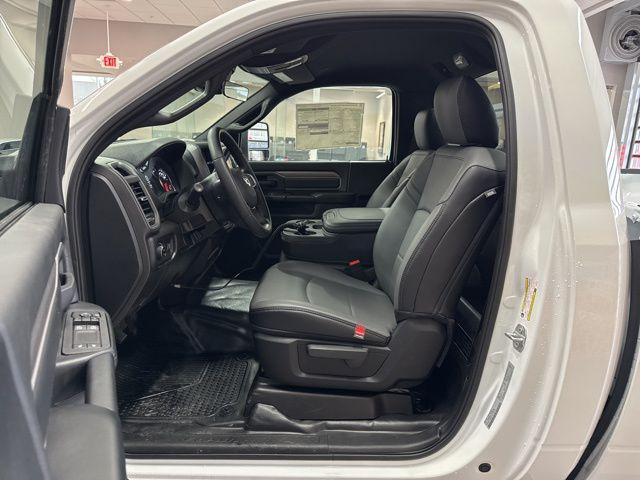 2026 Ram 3500 Tradesman Regular Cab 4x4 8' Box